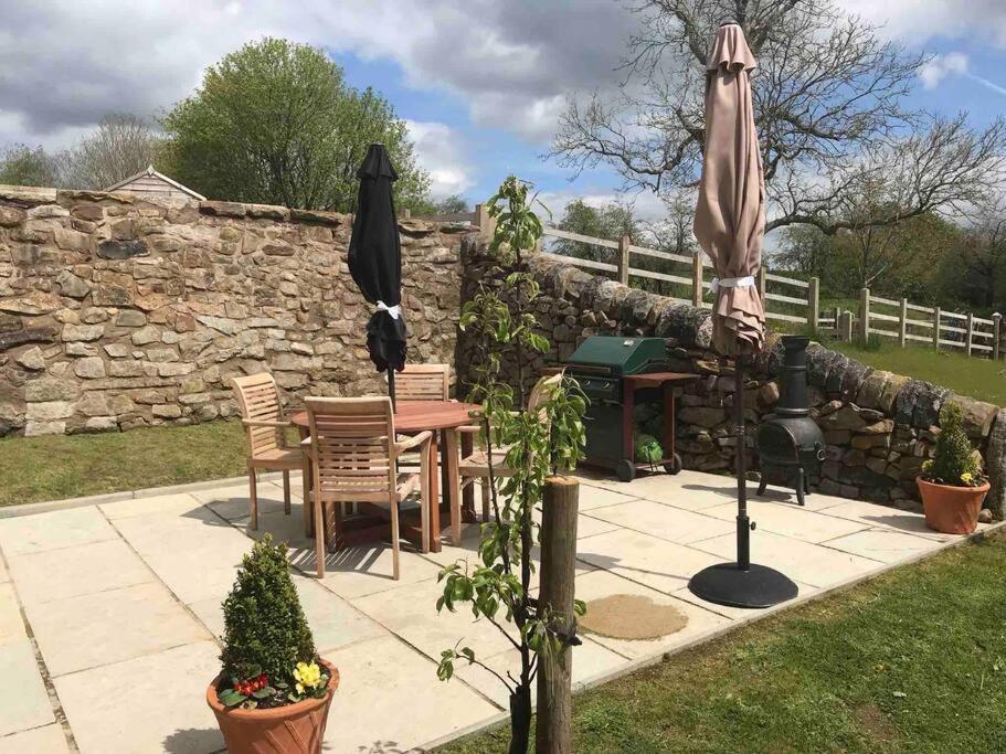 Chic 2 Bed Peak District Cottage Barn Near Alton Towers, Polar Bears, Chatsworth House Лік Екстер'єр фото